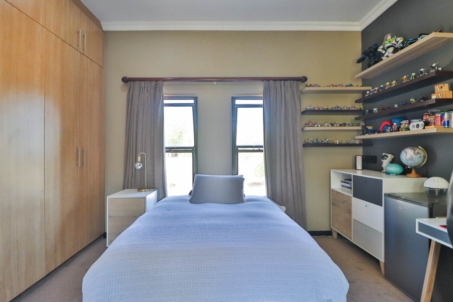 4 Bedroom Property for Sale in Zevenwacht Western Cape